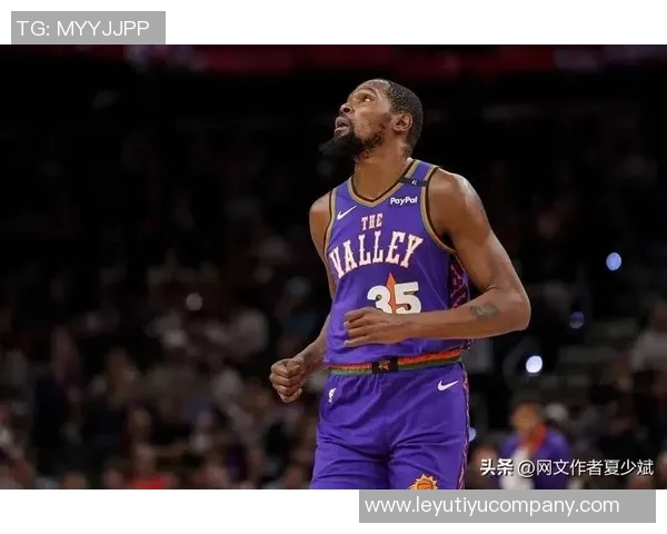 体力没续上杜兰特前三节15中6拿到20分第三节单节3次失误